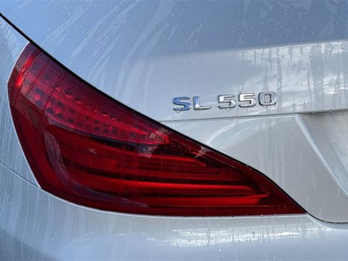 Used 2020 Mercedes-Benz SL 550 image 33