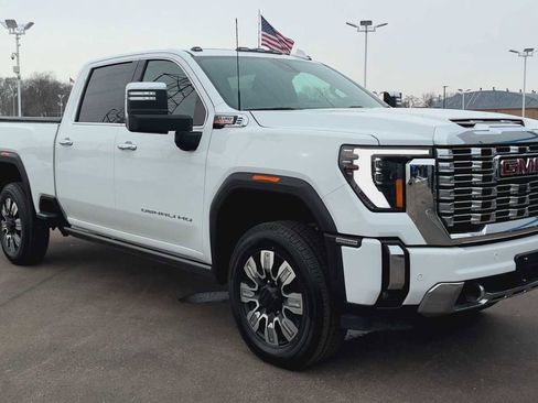 Certified 2024 GMC Sierra 2500 Denali w/ Denali Reserve Package image 8