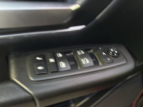 Used 2019 RAM 1500 Big Horn AWD/4WD image 13