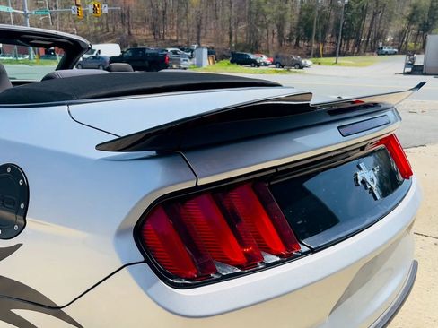 Used 2015 Ford Mustang Convertible w/ Equipment Group 051A image 19