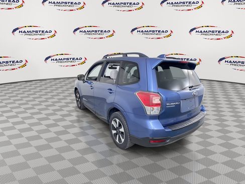 Used 2017 Subaru Forester 2.5i Premium w/ Popular Package #2A AWD/4WD image 6