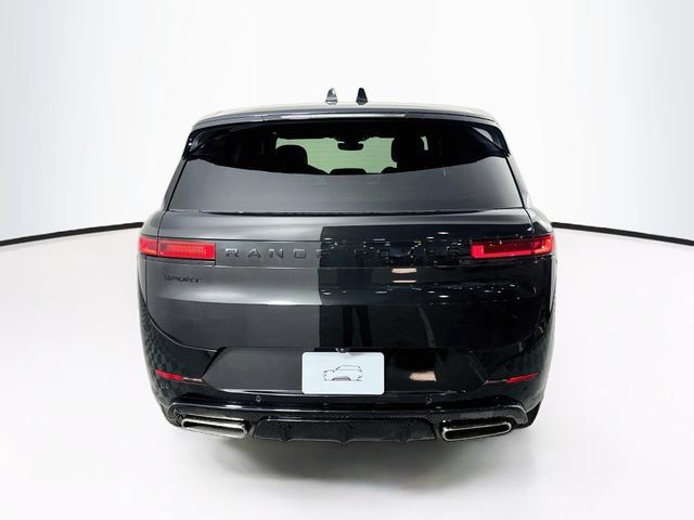 New 2027 Land Rover Range Rover Sport Dynamic SE AWD/4WD image 6