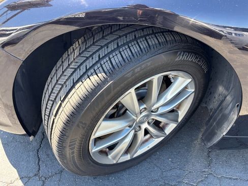 Used 2014 INFINITI Q50 w/ Moonroof Package RWD image 21