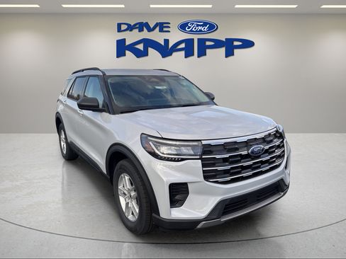 Used 2026 Ford Explorer Active AWD/4WD image 1