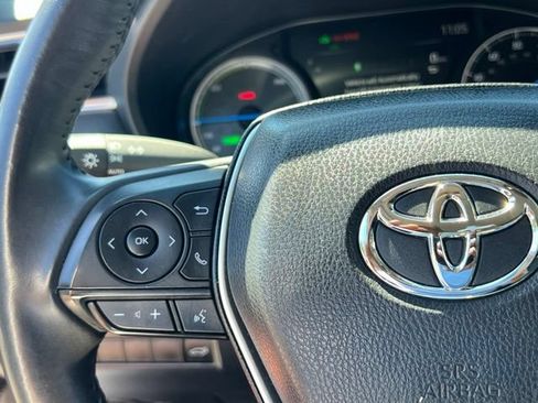 Used 2024 Toyota Venza LE AWD/4WD image 20
