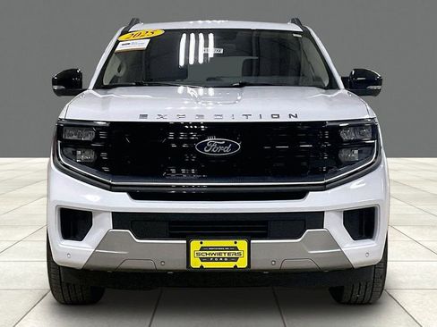 Certified 2025 Ford Expedition Max Platinum AWD/4WD image 3
