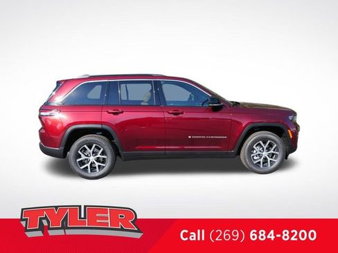 New 2025 Jeep Grand Cherokee Limited w/ Luxury Tech Group II AWD/4WD image 9