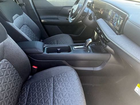 New 2026 Nissan Kicks SV image 10