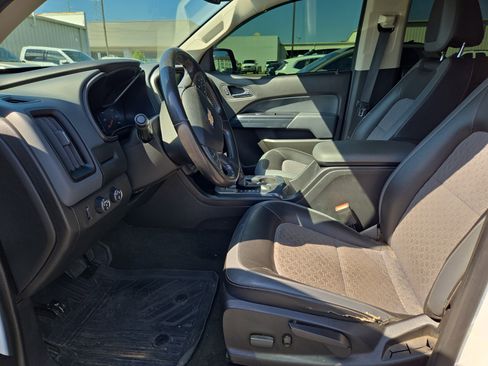 Used 2015 Chevrolet Colorado Z71 image 8