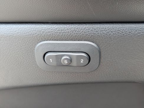 Used 2020 Jeep Grand Cherokee Limited image 21