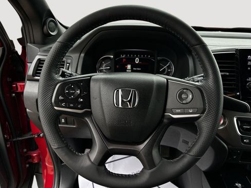Certified 2024 Honda Passport EX-L image 13