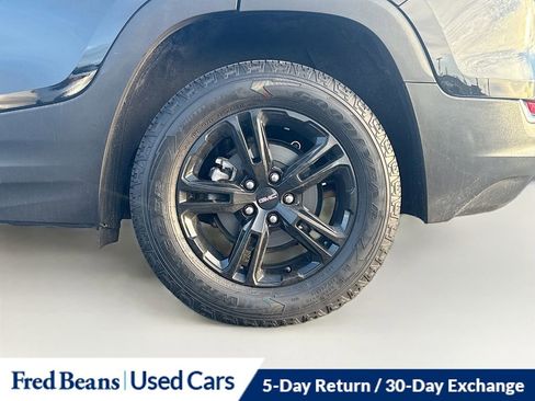 Used 2022 GMC Terrain AT4 w/ Infotainment Package II image 30