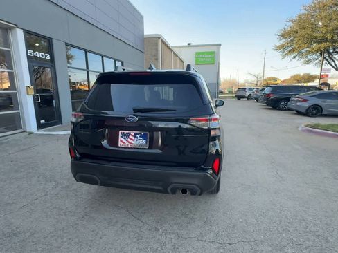 Used 2025 Subaru Forester Limited AWD/4WD image 7