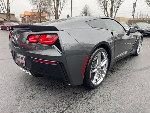 Used 2017 Chevrolet Corvette Stingray Coupe image 5