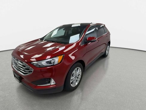 Used 2019 Ford Edge SEL w/ Equipment Group 201A AWD/4WD image 4