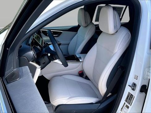Certified 2026 Mercedes-Benz GLC 300 4MATIC image 24