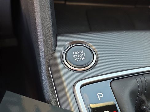 New 2026 Kia Sportage SX image 28