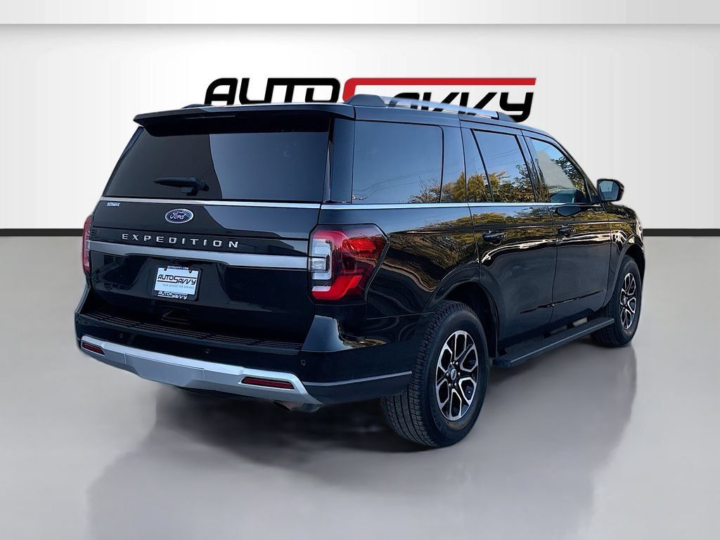 Used 2023 Ford Expedition Limited RWD image 7