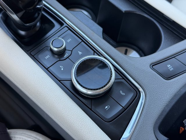 Certified 2020 Cadillac XT6 Premium Luxury FWD image 27