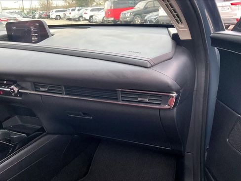 Used 2024 MAZDA CX-30 AWD 2.5 S w/ Preferred Package image 18