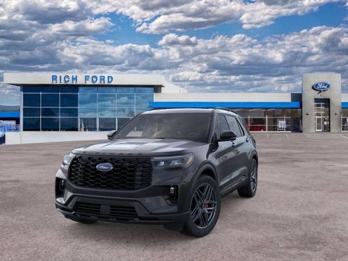 New 2026 Ford Explorer ST-Line w/ ST-Line Street Pack AWD/4WD image 2