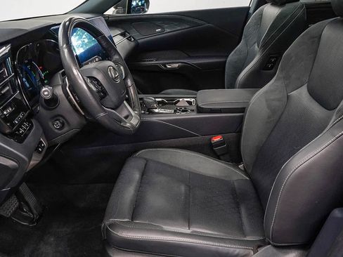 Used 2024 Lexus RX 450h Luxury image 18