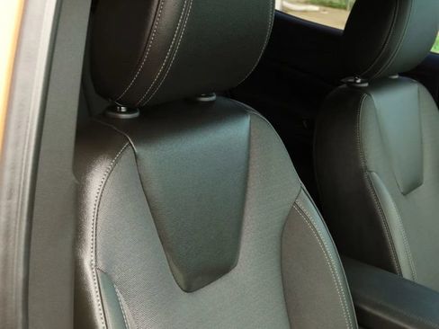 Used 2025 Buick Encore GX Preferred w/ Advanced Technology Package AWD/4WD image 46