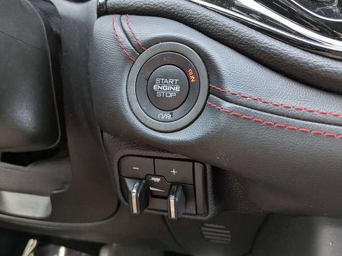 Used 2024 Dodge Durango GT AWD/4WD image 32