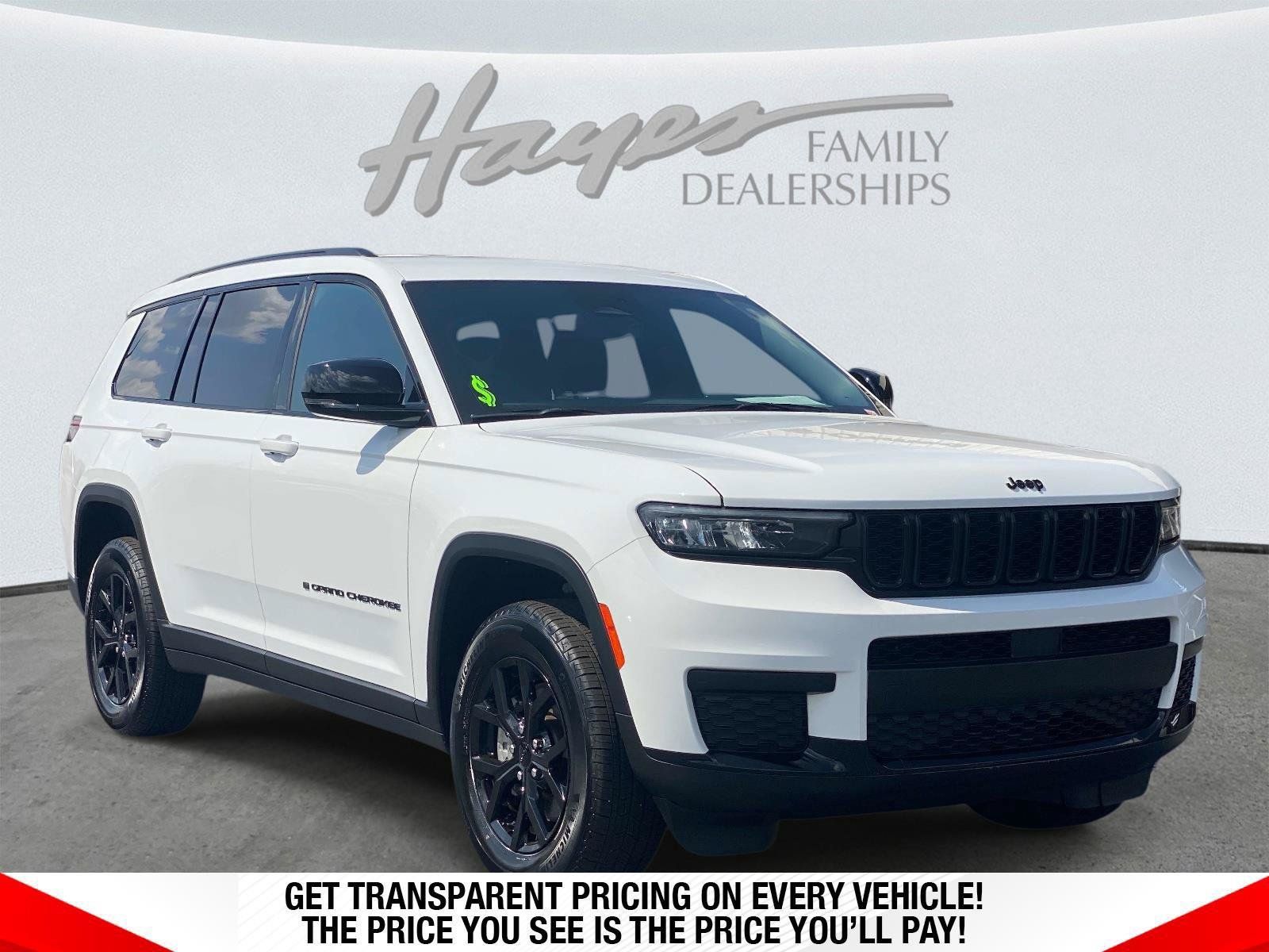Used 2025 Jeep Grand Cherokee L Laredo RWD image 1