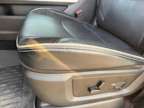 Used 2022 RAM 3500 Laramie image 23