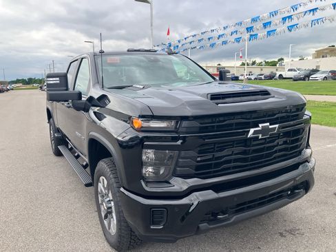 New 2026 Chevrolet Silverado 2500 Custom w/ Custom Value Package AWD/4WD image 1