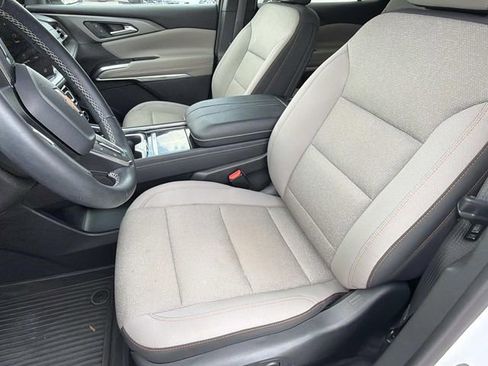 Used 2024 Chevrolet Traverse LT w/ LPO, Floor Liner Package image 16