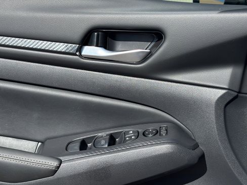 New 2025 Nissan Altima 2.5 SV w/ SV Special Edition Package image 15