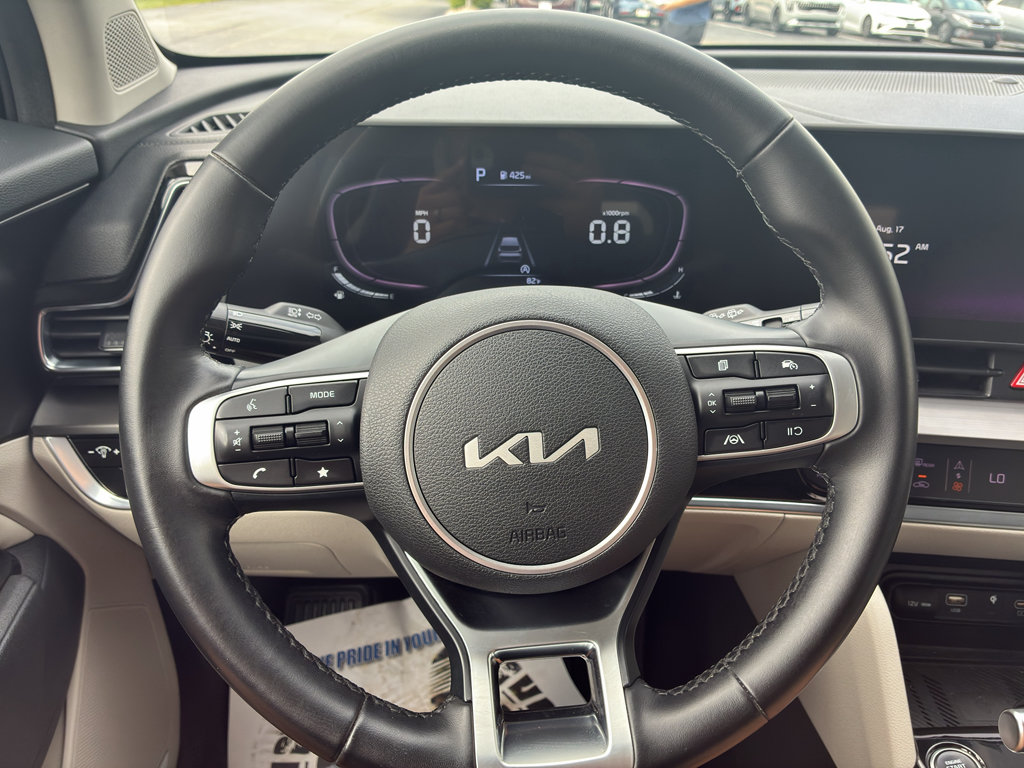Used 2023 Kia Sportage EX FWD image 22