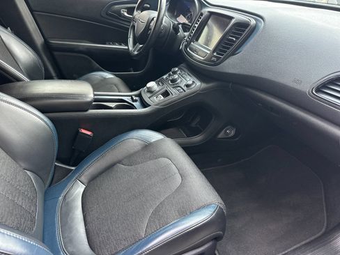 Used 2015 Chrysler 200 S w/ Sun/Sound Group FWD image 14