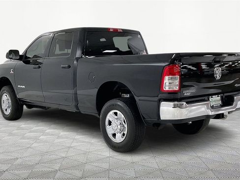 Used 2022 RAM 2500 Big Horn w/ Protection Group image 4