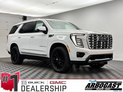 New 2026 GMC Yukon Denali w/ Sun & Power Step Package