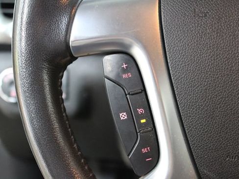 Used 2014 GMC Acadia SLE AWD/4WD image 16