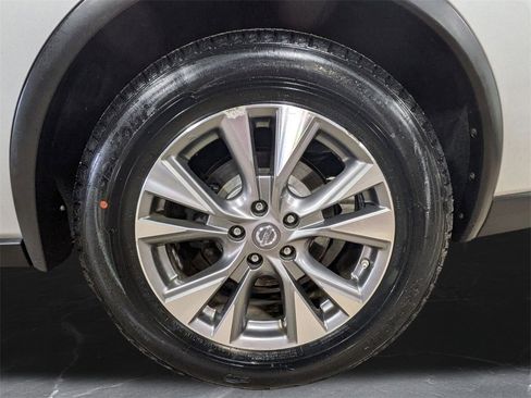 Used 2017 Nissan Murano SV image 30
