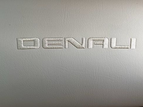 Used 2016 GMC Yukon XL Denali w/ Open Road Package image 36