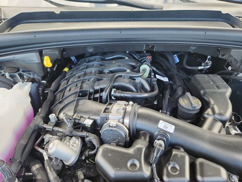 New 2025 Jeep Grand Cherokee L Laredo w/ Luxury Tech Group I image 23