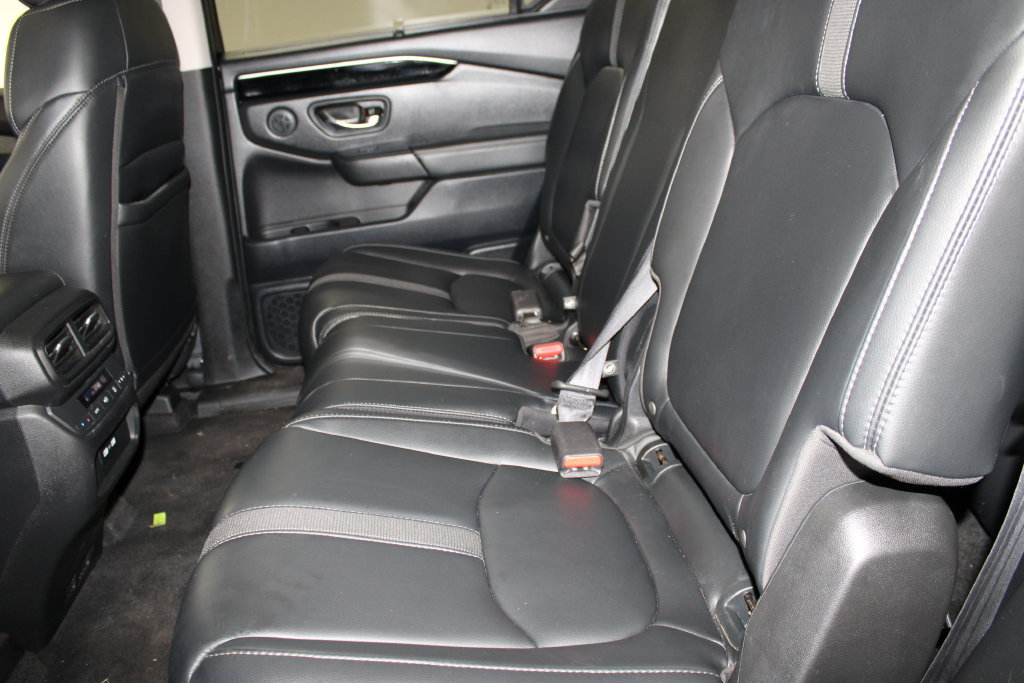 Used 2023 Honda Pilot Touring image 24