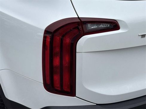 Used 2020 Kia Telluride S w/ S 8 Passenger Seating Package image 11