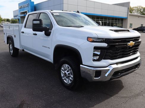 New 2026 Chevrolet Silverado 2500 W/T w/ WT Convenience Package AWD/4WD image 2