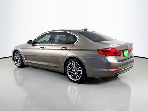 Used 2018 BMW 540i w/ Luxury Seating Package RWD image 7