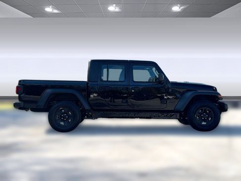 New 2026 Jeep Gladiator Sport image 7
