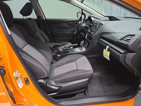 Used 2018 Subaru Crosstrek 2.0i Premium w/ Popular Package #3 AWD/4WD image 5