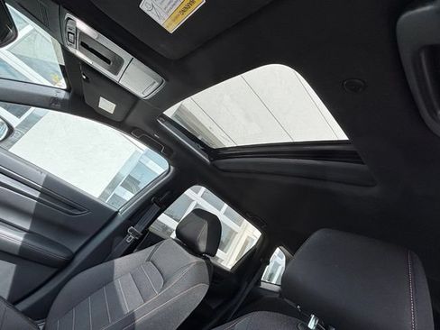 Used 2025 Honda CR-V Sport image 11