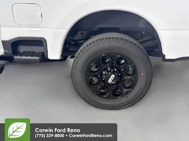 New 2026 Ford F350 Lariat w/ Black Appearance Package AWD/4WD image 32