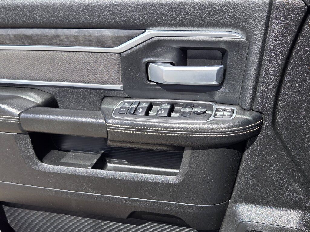 Used 2024 RAM 2500 Big Horn w/ Protection Group AWD/4WD image 7